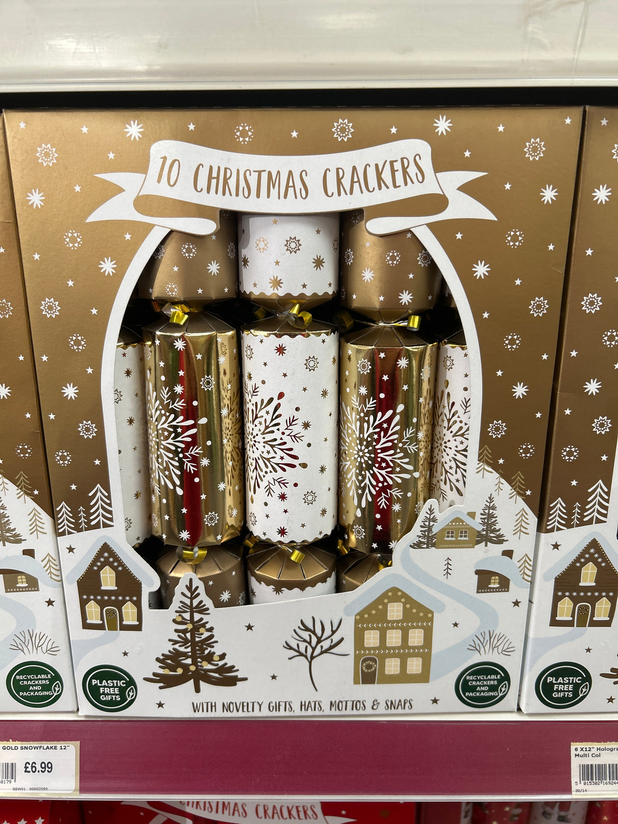 10 Family Gold Snowflake 12Inch Crackers