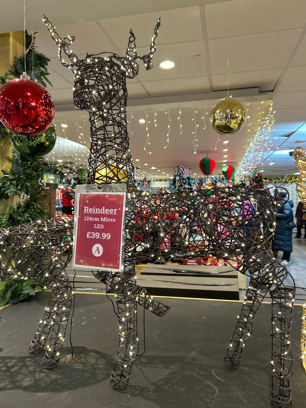 124cm Micro LED Reindeer Mains