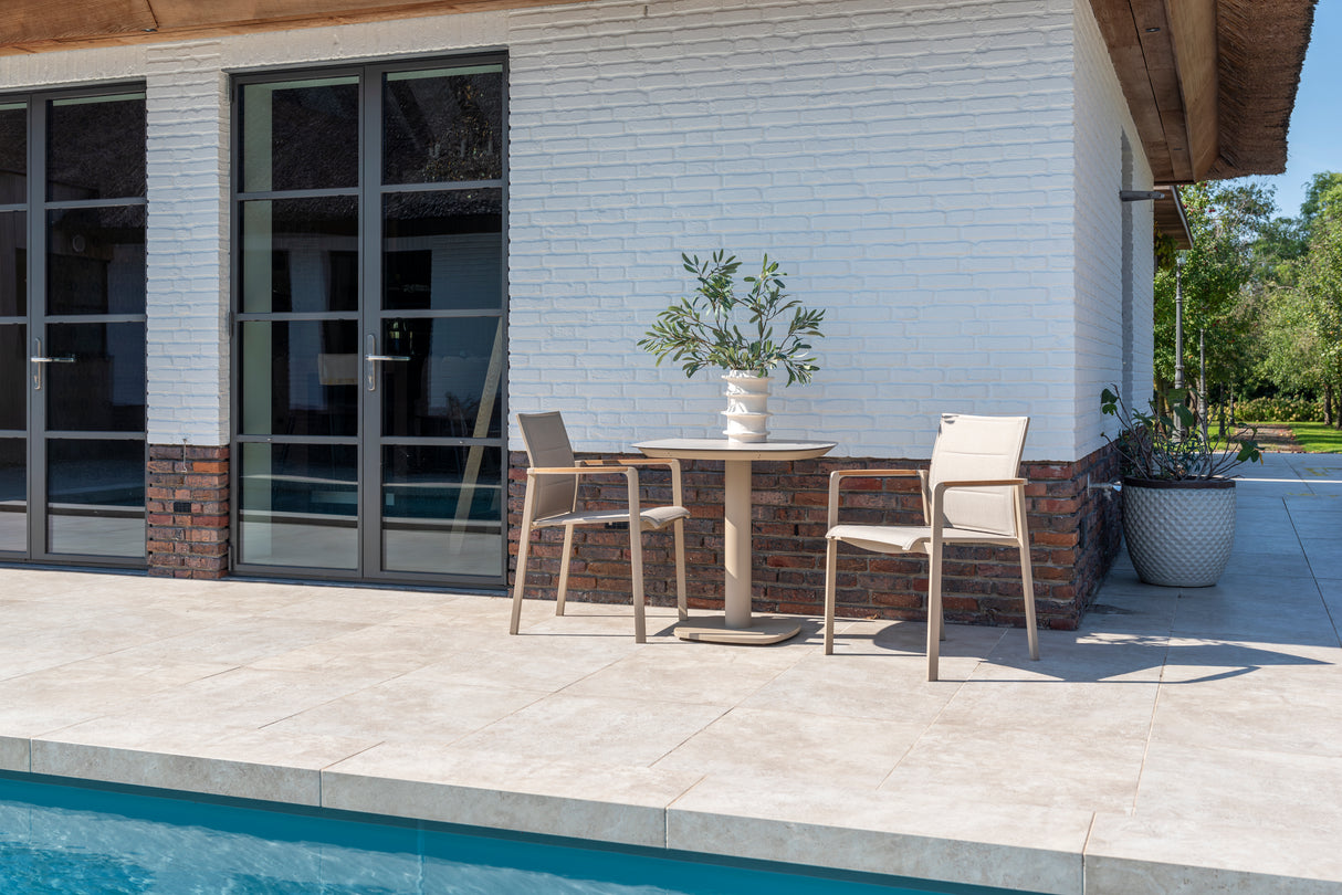 Cortina 2 Seat with Manolo 75cm Ceramic Dining Table