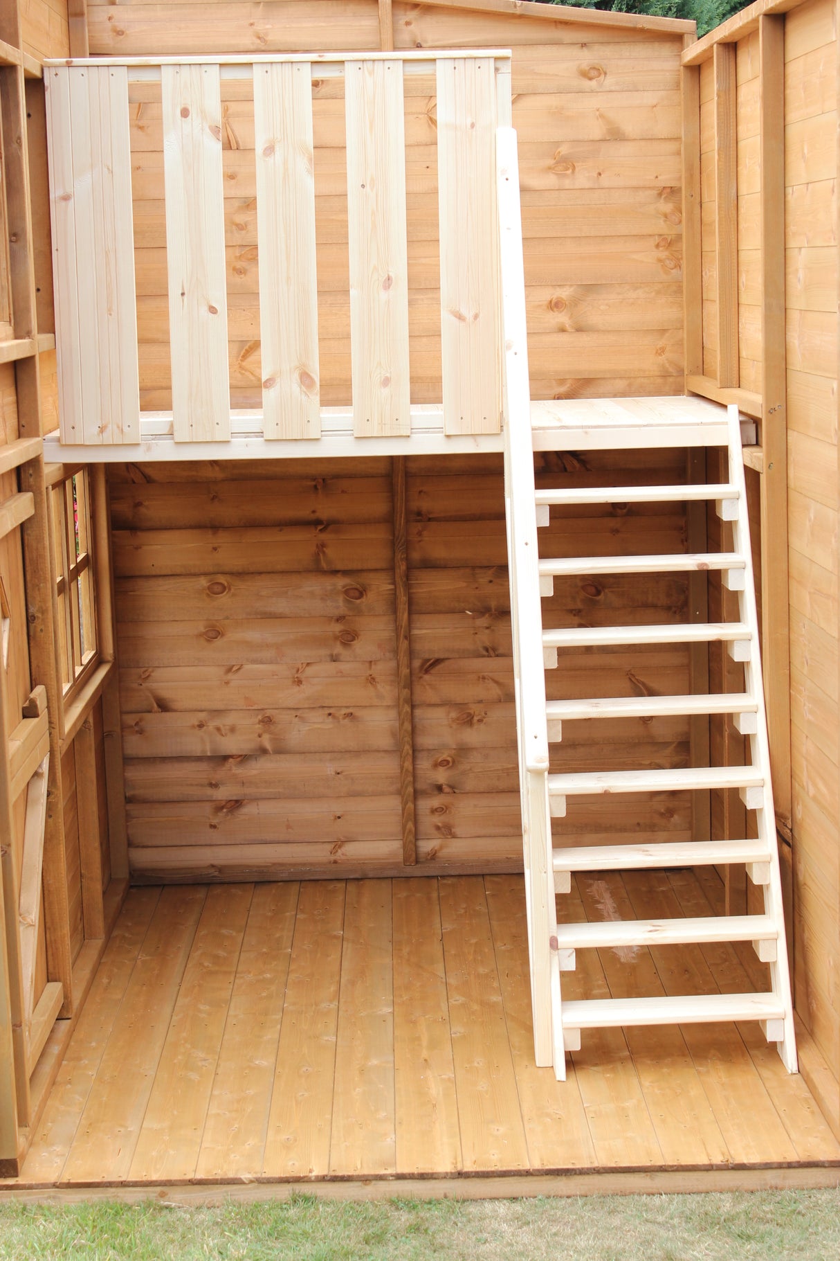 Pent house inc verandah