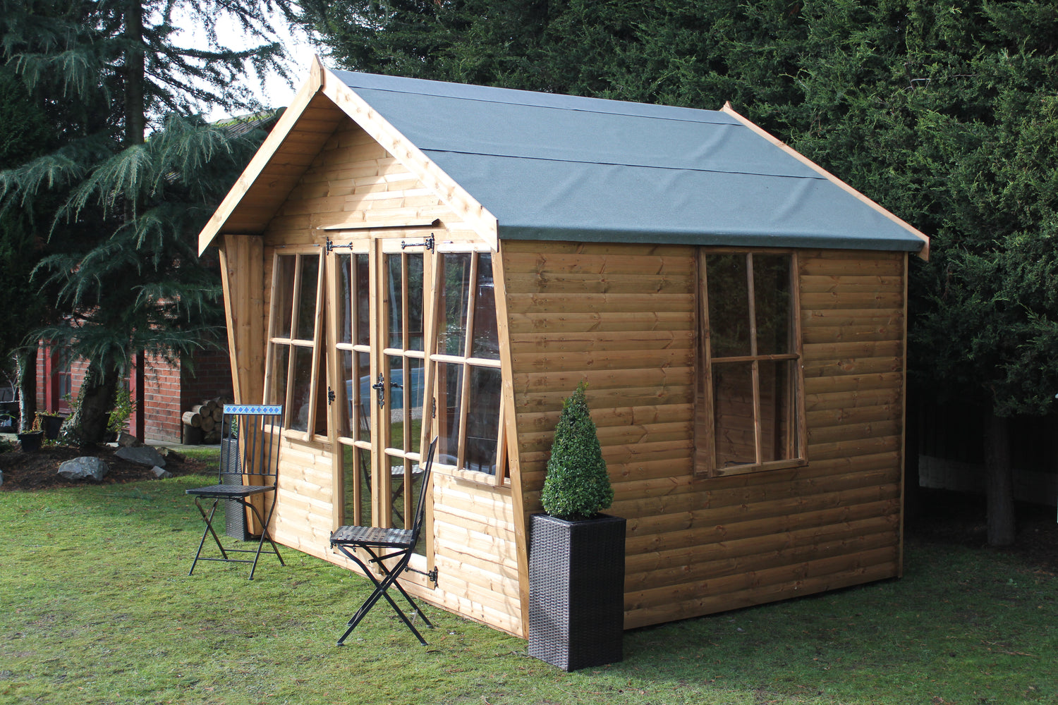 Alpine wing cabin shed