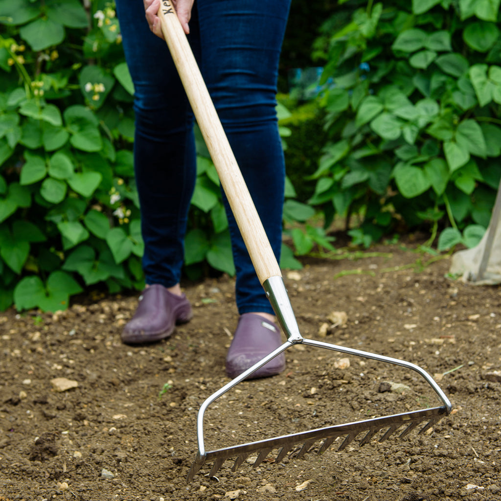 Kent & Stowe Garden Life Soil Rake