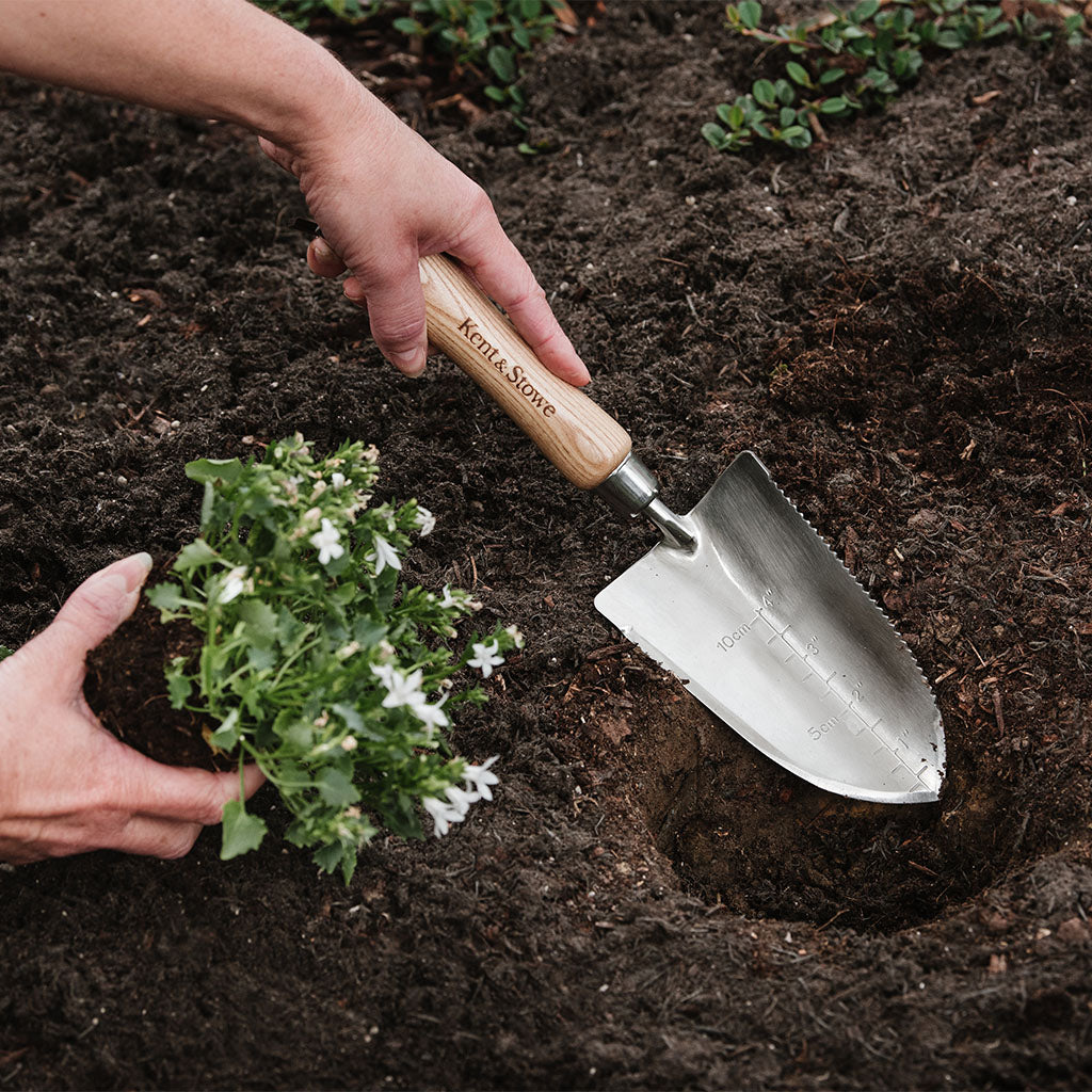 Kent & Stowe Stainless Steel Capability Trowel
