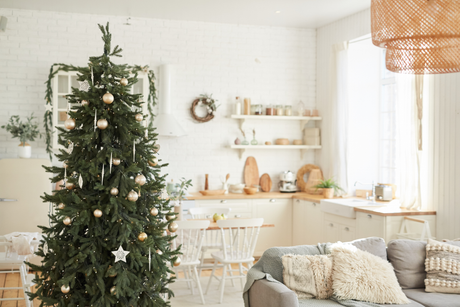 Best Artificial Christmas Trees: How to Choose the Right One for Your Home