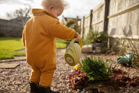 Kids gardening