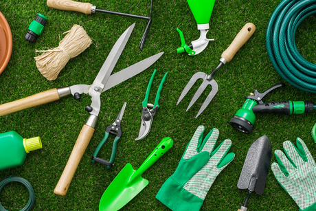 Tools & Gardening Essentials