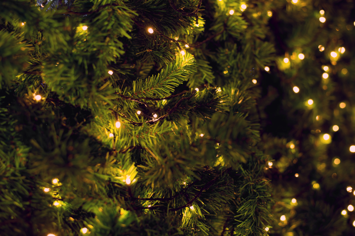 Pre-lit Christmas tree