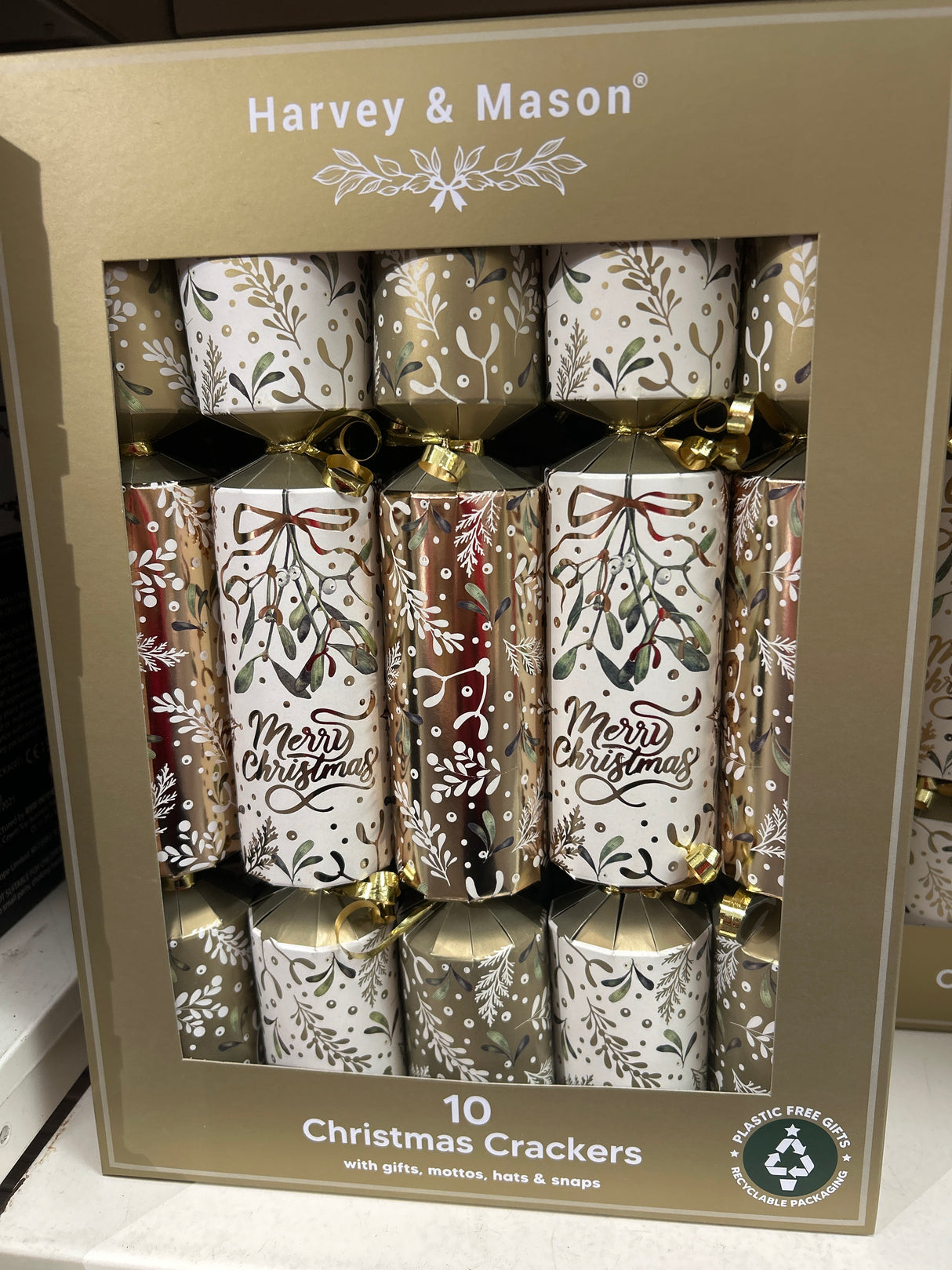 10 Gold Mistletoe 14" Crackers