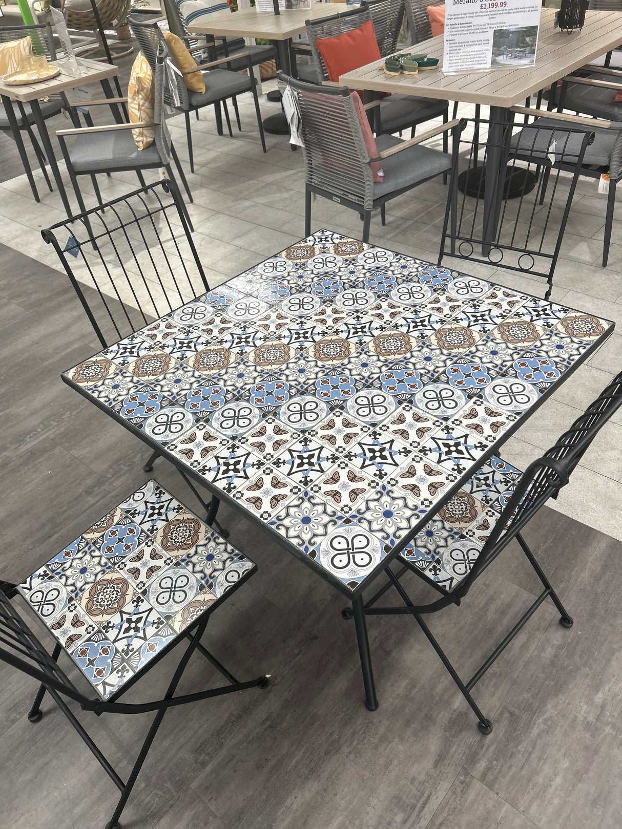 Alexandria 90cm Mosaic 4 Place