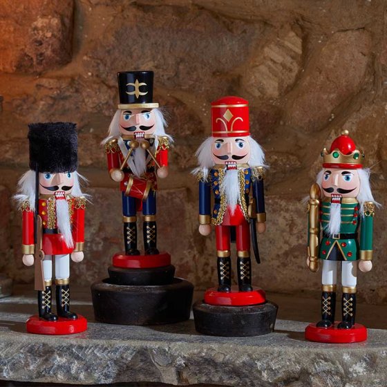 Nutcracker - Traditional