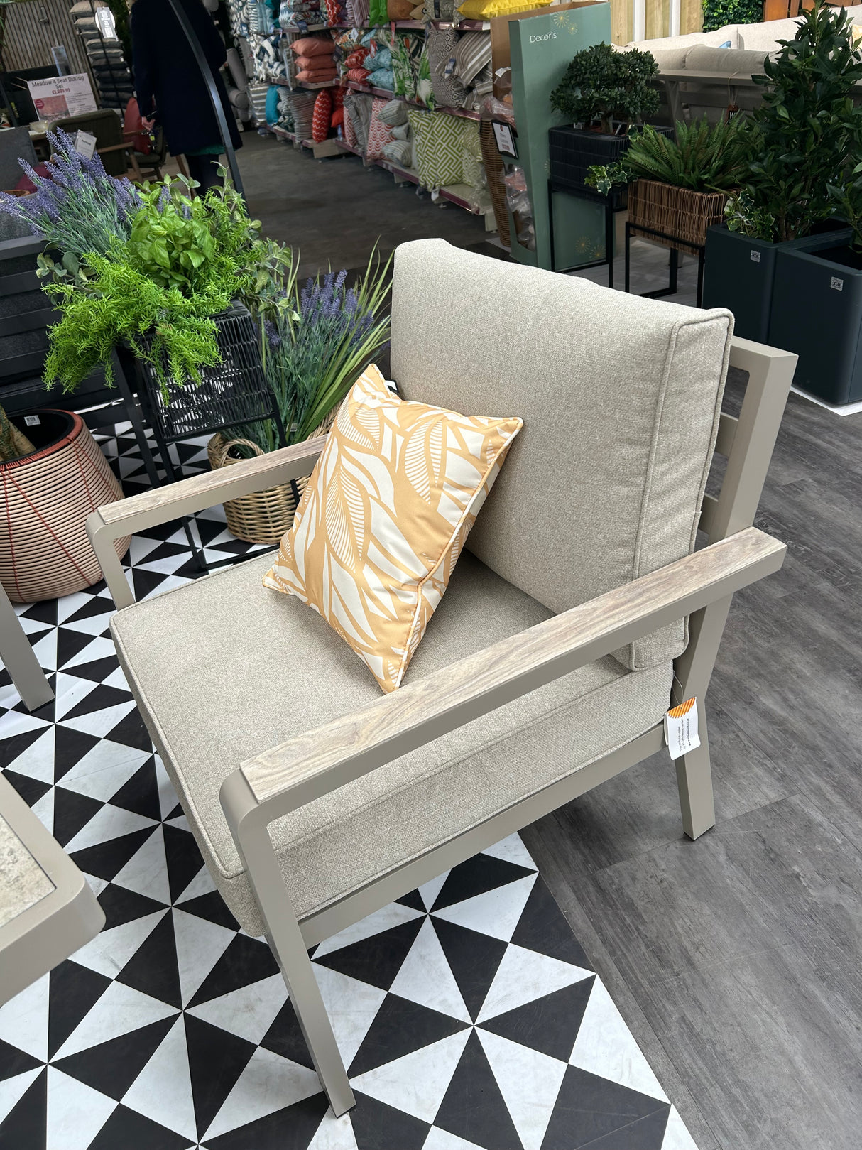 Richmond Lounge Dining Set (EL)