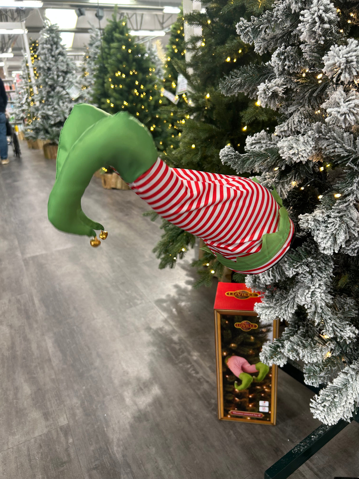 Christmas animated legs Mrs Claus or Elf