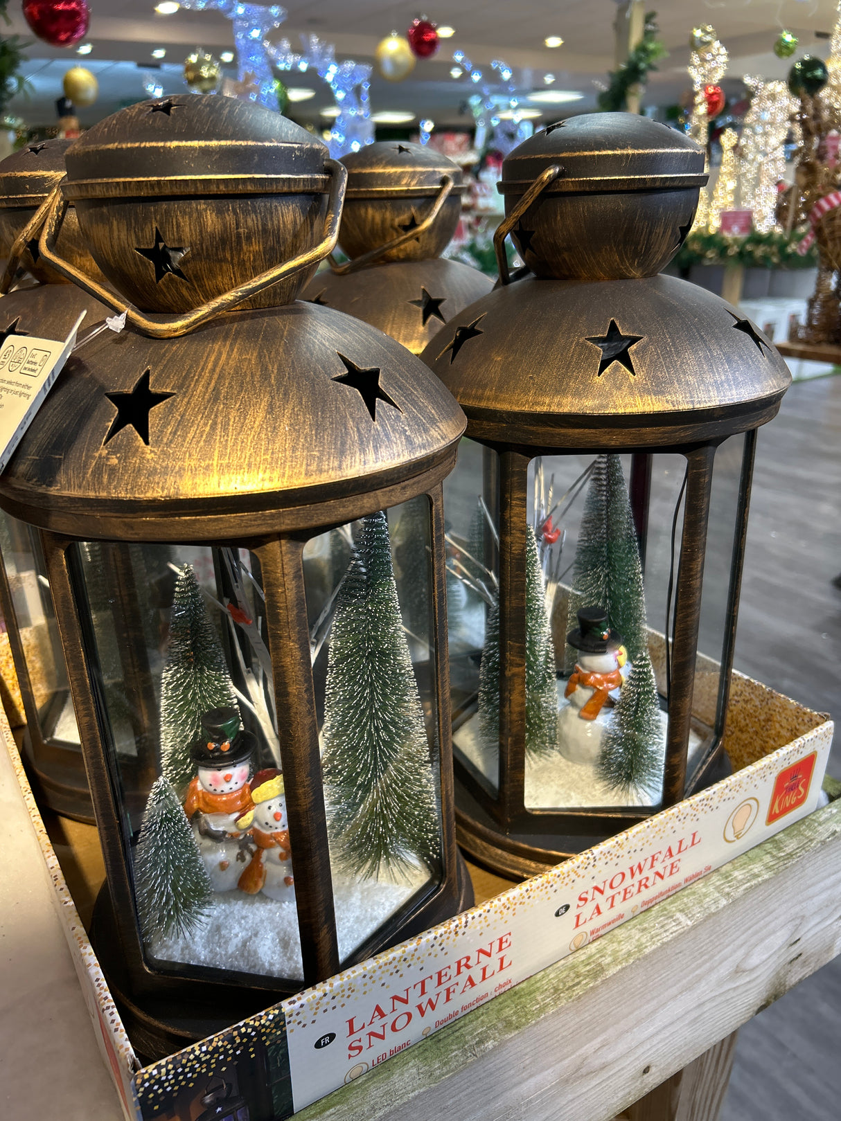 SnowFall Lantern