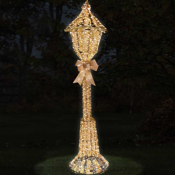 GoldTwist Lamp Post