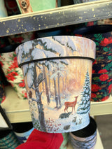 18cm Pot - Snowy Woodland Scene