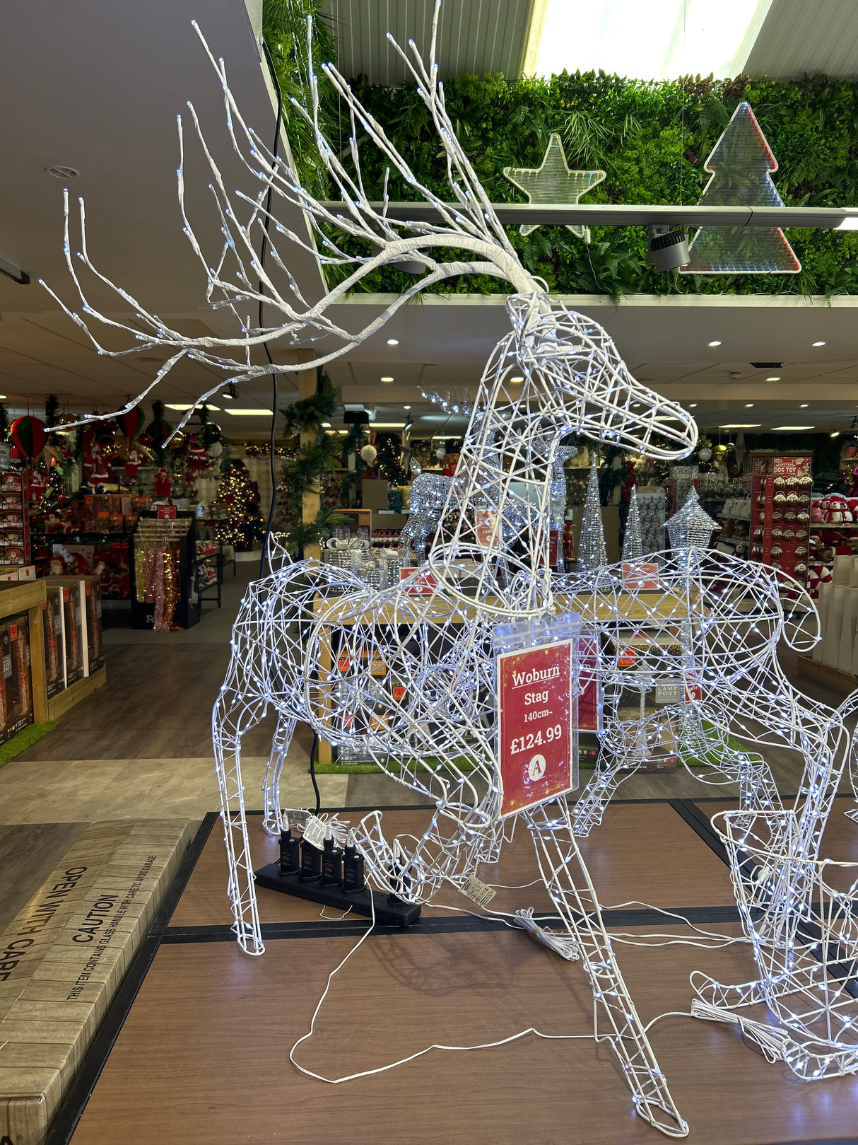 1.4m White Flexi Woburn Stag With Branch Antlers