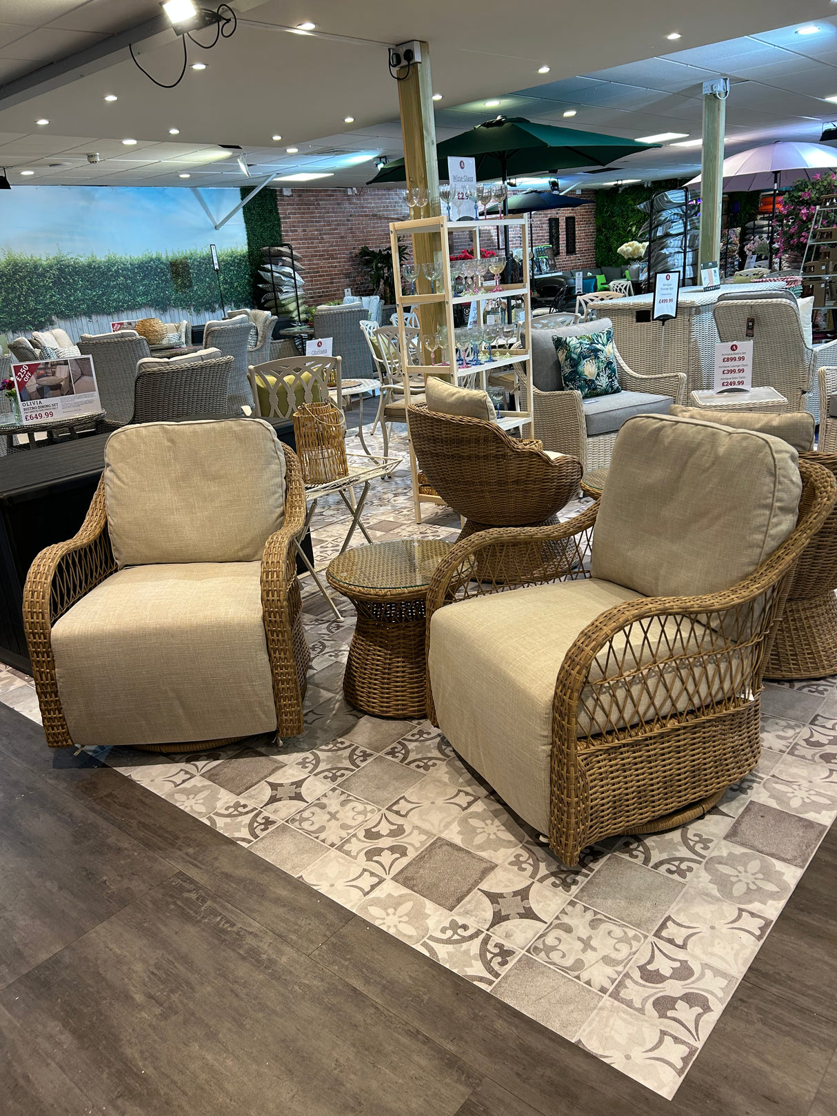 Positano Swivel Set Natural