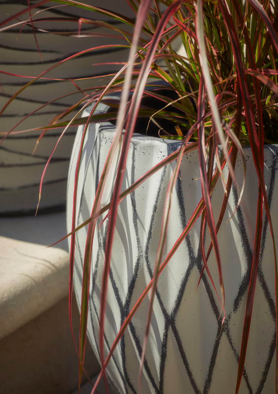 Marvel Tall Diamond Pot