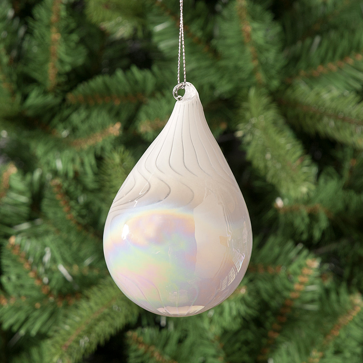 12cm glass pearl teardrop shape