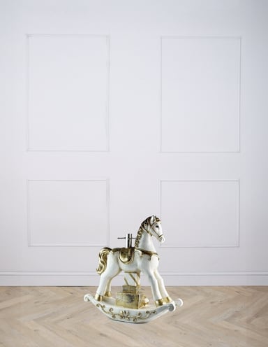 Rocking Horse Tree Stand White & Gold