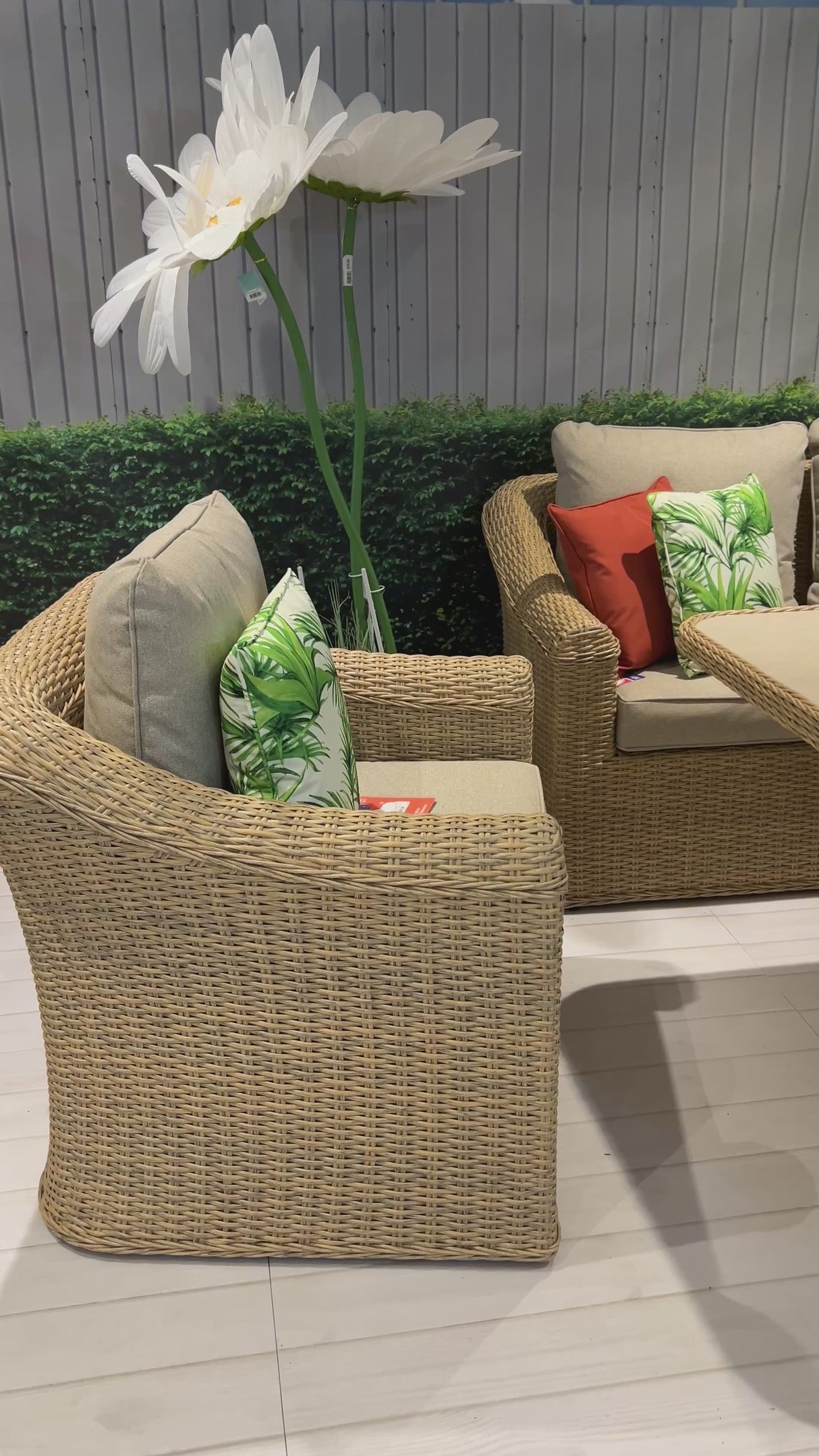 Oakridge Corner Casual Dining Set